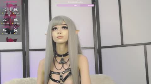 Snapshot of xenomy chatting on 01-07-25, 10:22 xenomy online show from 01-07-25, 10:22