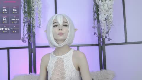 Snapshot of xenomy chatting on 03-11-25, 09:45 xenomy online show from 03-11-25, 09:45