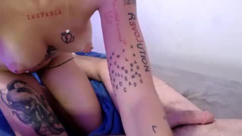 xesfinge online show from 12-24-24, 05:23