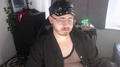 Snapshot of xfabian_love chatting on 09-26-25, 09:46 F A B I A N online show from 09-26-25, 09:46