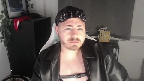 Snapshot of xfabian_love chatting on 09-26-25, 10:03 F A B I A N online show from 09-26-25, 10:03