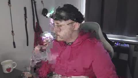 Snapshot of xfabian_love chatting on 10-28-25, 09:13 F A B I A N online show from 10-28-25, 09:13