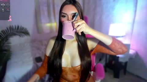 Snapshot of xgirlonfirex chatting on 04-22-26, 07:33 preciousxoxo online show from 04-22-26, 07:33