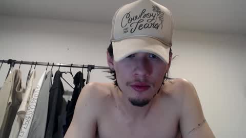 xgoonxmasterx online show from 01-10-26, 07:43