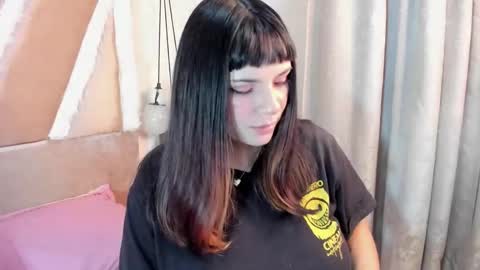 hinata  online show from 10-15-25, 11:38