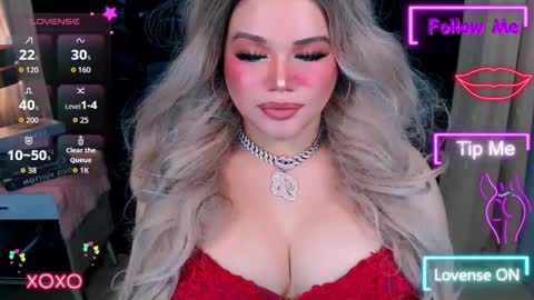 Snapshot of xhugeharleyselfsuckerx chatting on 11-18-25, 08:08 xHUGECOCKTILLCUMX online show from 11-18-25, 08:08