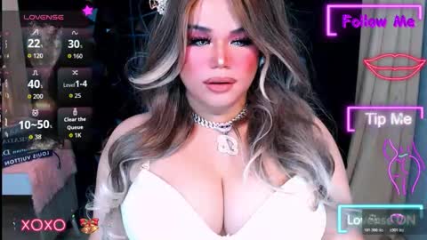 Snapshot of xhugeharleyselfsuckerx chatting on 11-21-25, 06:45 xHUGECOCKTILLCUMX online show from 11-21-25, 06:45