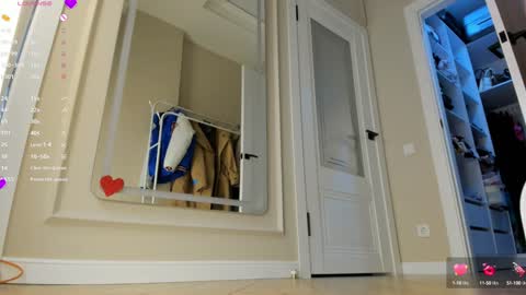 Sweetie online show from 02-08-25, 08:42