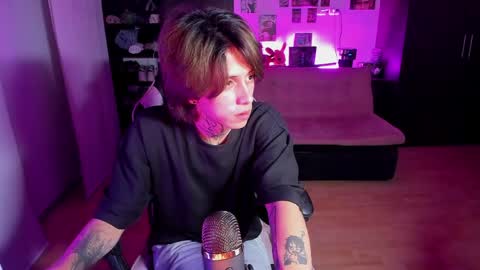 xIce Boy online show from 04-24-26, 01:41