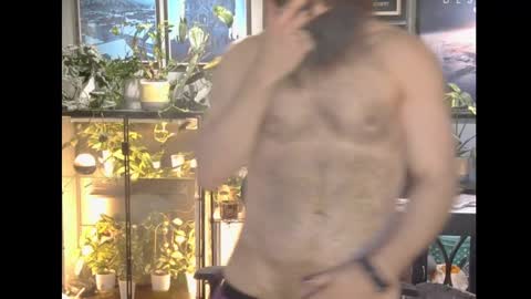 xiisil online show from 11-12-25, 06:19