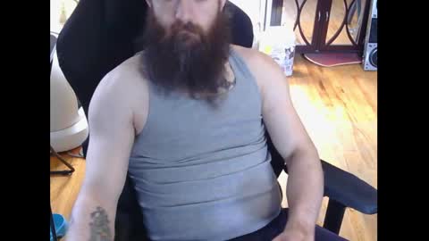 Snapshot of xiisil chatting on 05-06-26, 02:44 xiisil online show from 05-06-26, 02:44