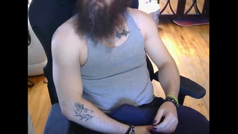Snapshot of xiisil chatting on 05-12-26, 03:53 xiisil online show from 05-12-26, 03:53