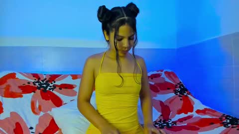 XIMENA  1 online show from 02-18-25, 08:59