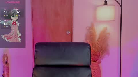 Snapshot of ximena_sotto1 chatting on 12-27-24, 06:57 camila online show from 12-27-24, 06:57