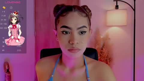 Snapshot of ximena_sotto1 chatting on 01-06-25, 07:35 camila online show from 01-06-25, 07:35