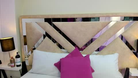 Xime  online show from 02-25-26, 03:05