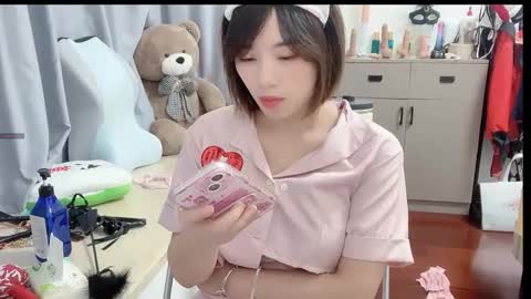 xinbao799322 online show from 11-05-25, 02:33