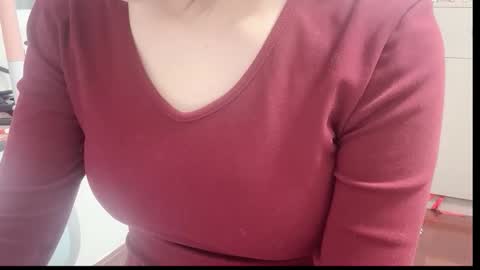 xinbao799322 online show from 11-18-25, 05:39