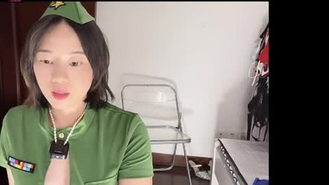 xinbao799322 online show from 05-18-26, 04:24