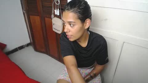 Snapshot of xiomi705825 chatting on 09-16-25, 02:23 xiomi705825 online show from 09-16-25, 02:23