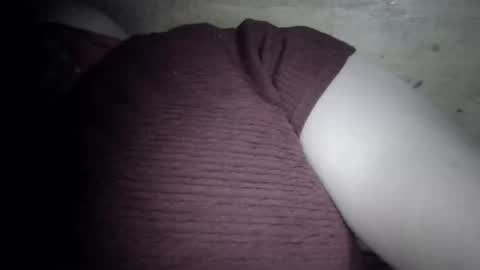 xjuicytits online show from 04-27-26, 02:04