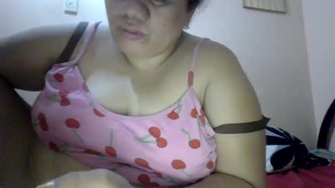 xjuicytits online show from 06-08-26, 01:28