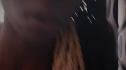 Jess xxxx jessblackthunder online show from 12-17-24, 07:40