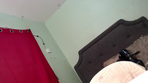 Snapshot of xkaytlyn_whitexx chatting on 03-05-25, 09:16 Seductive Kaylyn   online show from 03-05-25, 09:16