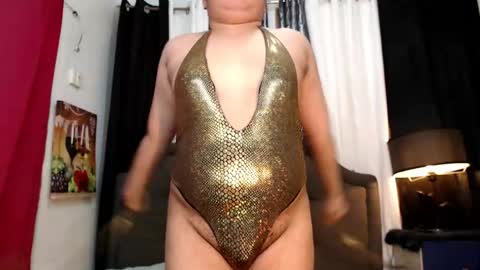 Snapshot of xkaytlyn_whitexx chatting on 09-24-25, 05:55 Seductive Kaylyn   online show from 09-24-25, 05:55