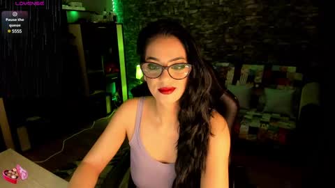 Snapshot of xlaracroftx chatting on 02-27-25, 07:47 Lara online show from 02-27-25, 07:47