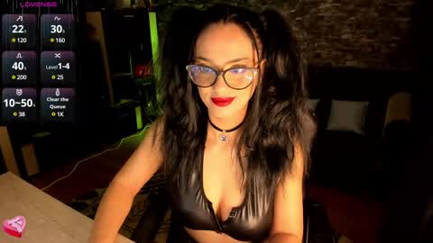 Snapshot of xlaracroftx chatting on 03-01-25, 10:21 Lara online show from 03-01-25, 10:21