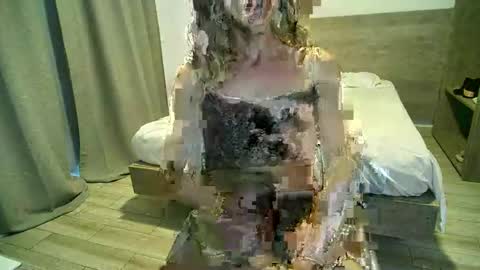 Wendy online show from 02-04-25, 03:15