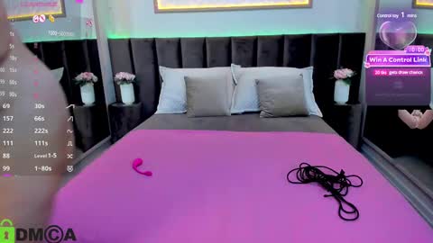 Snapshot of xlindamilfx chatting on 02-28-25, 09:25 Linda online show from 02-28-25, 09:25