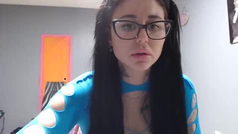 London online show from 05-14-26, 07:04