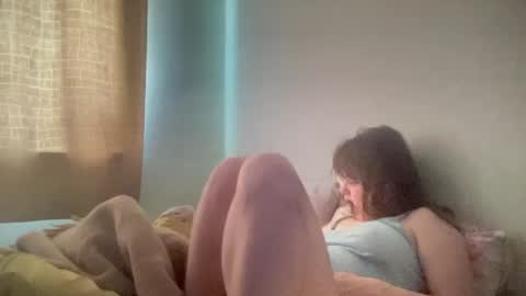 Luna online show from 05-05-26, 04:53