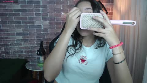 lunna online show from 01-14-25, 04:08