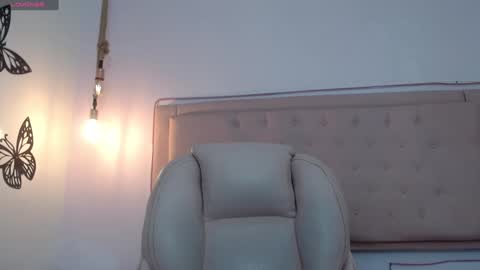 lunna online show from 01-22-25, 10:26