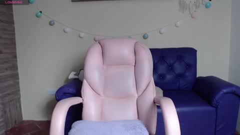 lunna online show from 01-26-25, 08:23