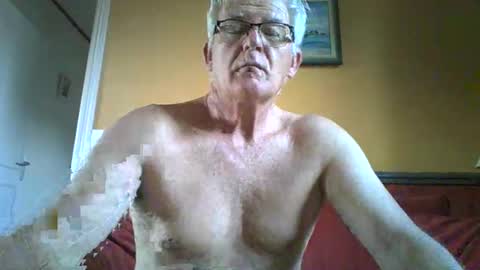 Snapshot of xmaeg3 chatting on 11-03-25, 08:48 xmaeg3 online show from 11-03-25, 08:48