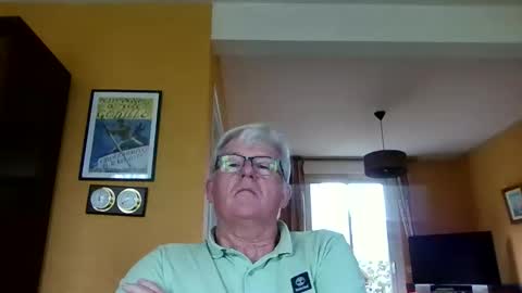 Snapshot of xmaeg3 chatting on 12-16-25, 09:03 xmaeg3 online show from 12-16-25, 09:03