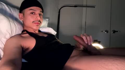 Snapshot of xmomentumx chatting on 01-06-25, 07:13 xmomentumx online show from 01-06-25, 07:13