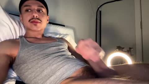 Snapshot of xmomentumx chatting on 03-10-25, 03:09 xmomentumx online show from 03-10-25, 03:09