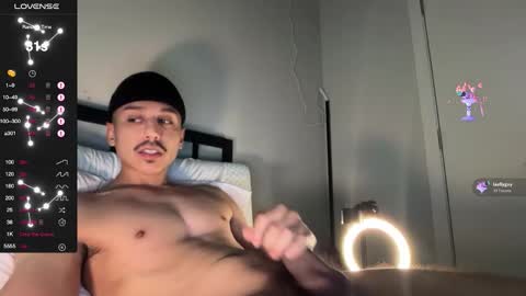 Snapshot of xmomentumx chatting on 10-23-25, 04:06 xmomentumx online show from 10-23-25, 04:06