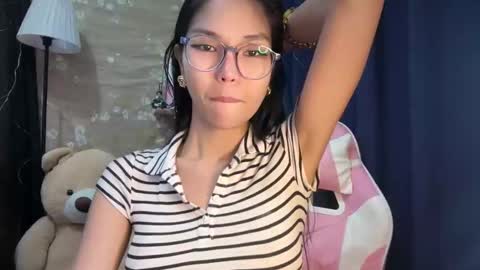 Snapshot of xmonica_cummerx chatting on 12-15-25, 09:57 Sweet Monica online show from 12-15-25, 09:57