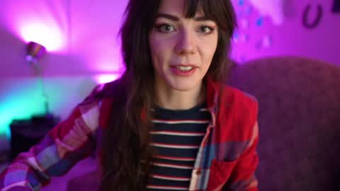 Bella Bondai online show from 12-22-24, 09:33