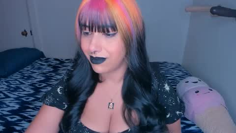 Rae  online show from 12-06-24, 03:22