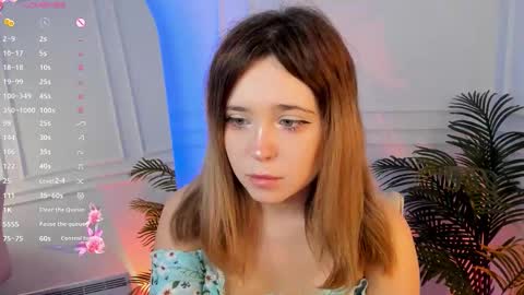 Snapshot of xohanna chatting on 09-24-25, 06:39 Milana online show from 09-24-25, 06:39