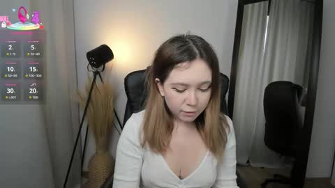 Snapshot of xohanna chatting on 10-17-25, 06:38 Milana online show from 10-17-25, 06:38