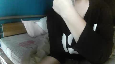 Snapshot of xonya24 chatting on 02-08-25, 10:07 xonia online show from 02-08-25, 10:07