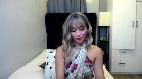 xoxo online show from 11-17-25, 02:34